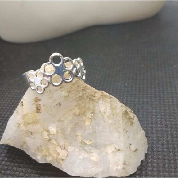 Flower garden toe‎ ring - Picture 1 of 2